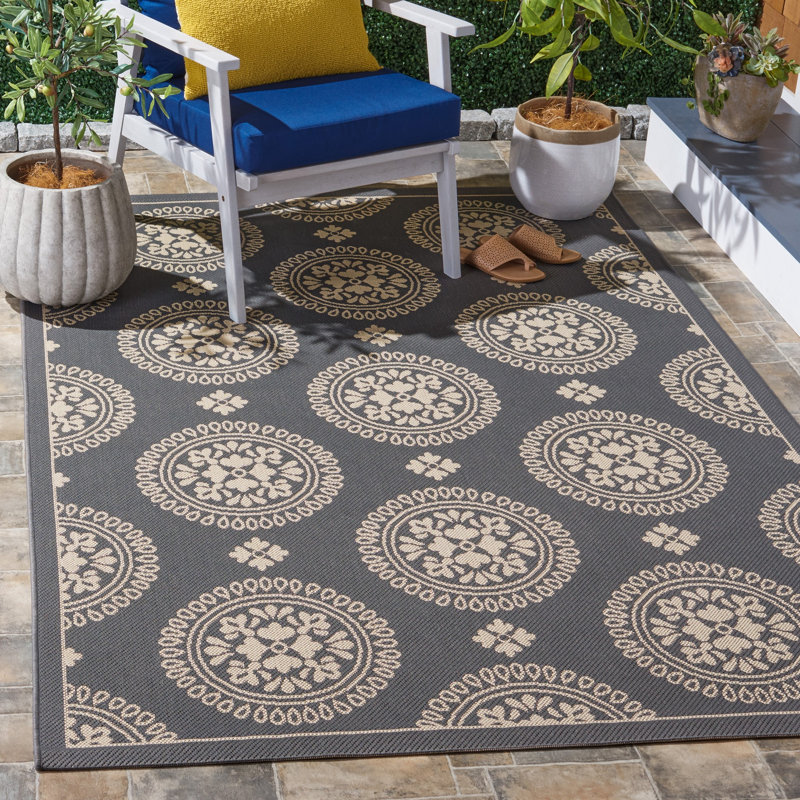 Colina Performance Floral Indoor/Outdoor Area Rug, Rectangle 5'3" x 7'7"