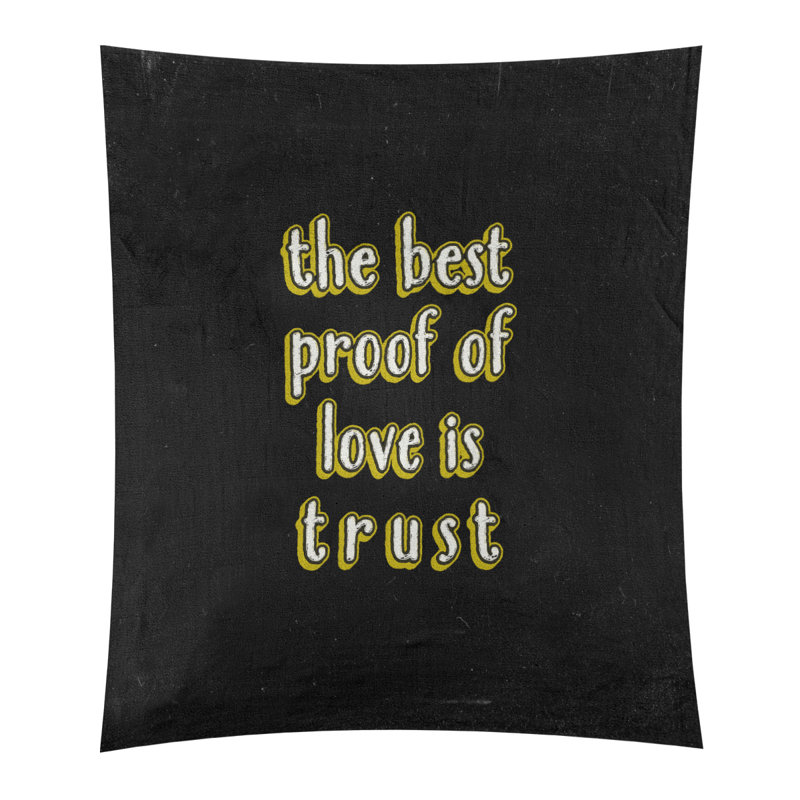 Tapisserie en polyester «Love and Trust» en polyester, H 60 po x l 51 po, Jaune