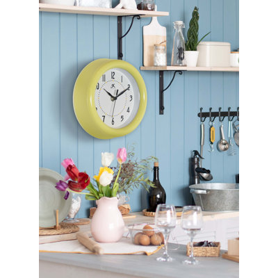 Horloge murale ronde en plastique 8 pouces