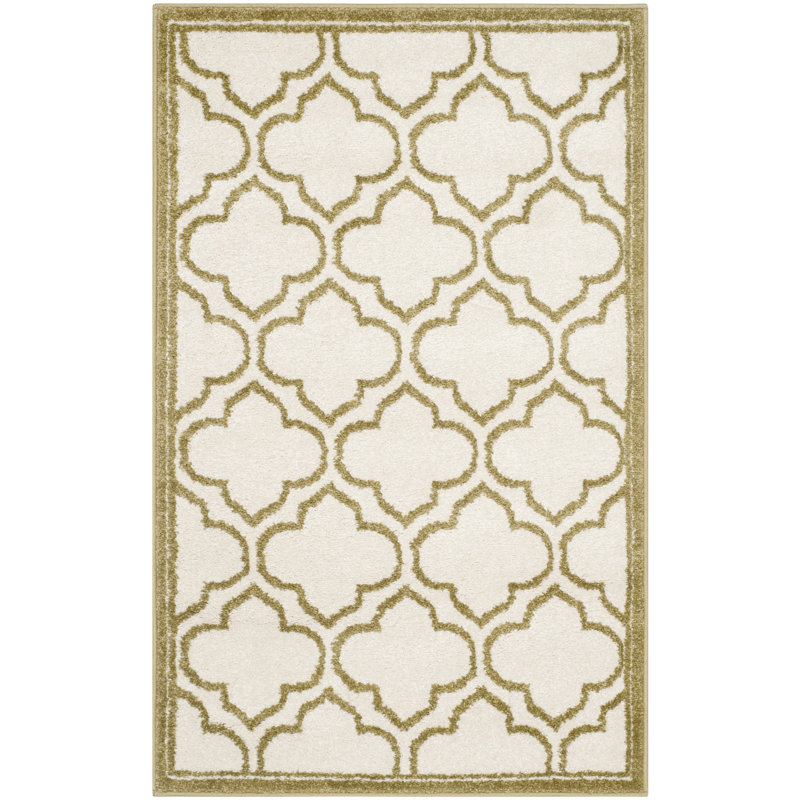 Ammundsen Geometric Ivory/Light Green Area Rug, Rectangle 4' x 6'