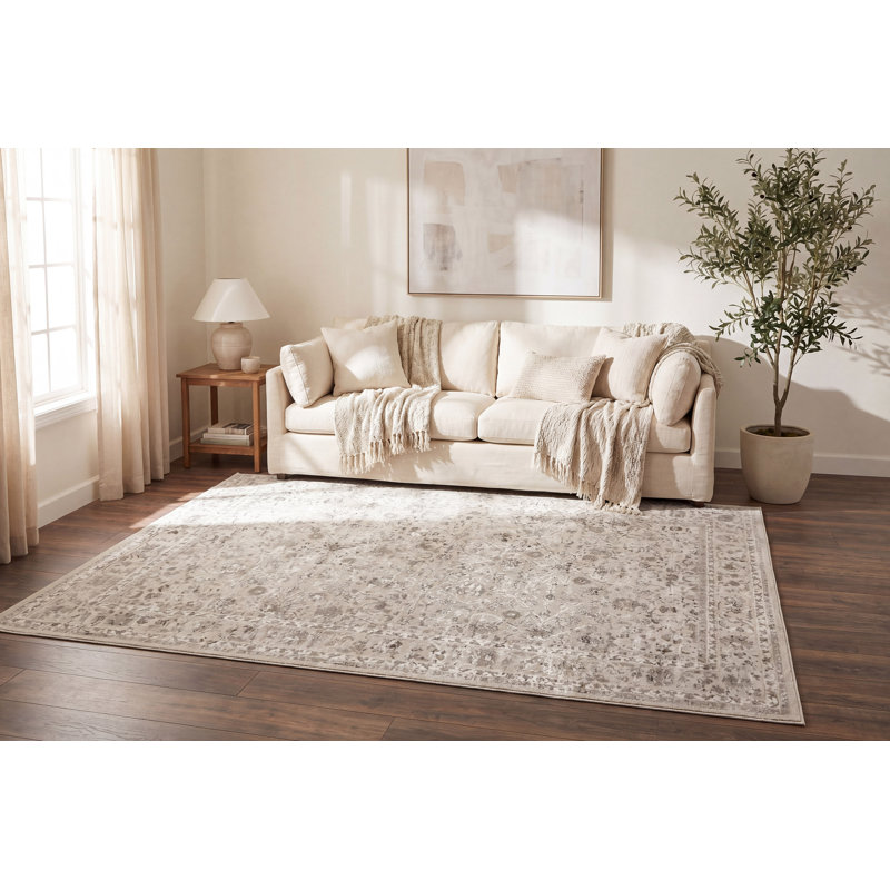 Hayaa Oriental Indoor Rug, Rectangle 3'11" x 5'7"