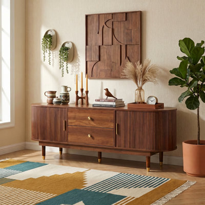 Console 66,9 pouces de style Mid-Century rainurée avec portes à volets coulissants, convient aux téléviseurs de 80 po et plus et comprend des tiroirs de rangement pour le salon