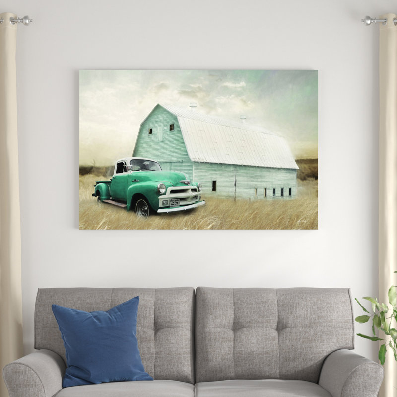«Teal Barn and Truck» par Lori Deiter, reproduction d'art sur toile tendue, H 32 po x l 48 po