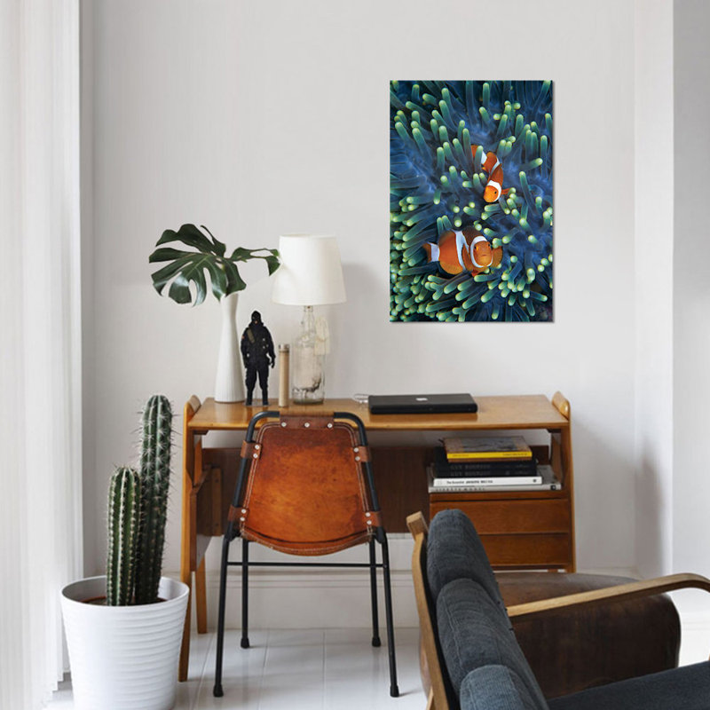 « matin anemonefish pair », impression sur toile, H 18 po x l 12 po x P 1,5 po, Pas de tapis, Toile tendue