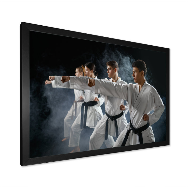 «Martial Arts Fight Fighting Studio I», reproduction sur toile, Cadre simple noir, H 12 po x l 20 po x P 1 po