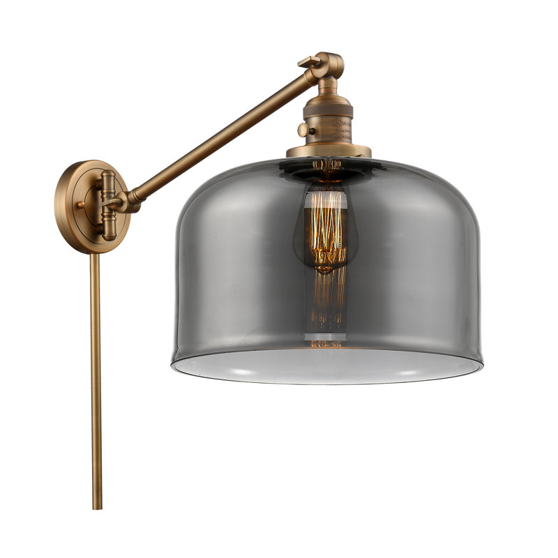 Bell - bras pivotant 1 lumière 12 po, Plaqué couleur fumée, Ampoule à DEL rétro de 3,5 W, Laiton brossé