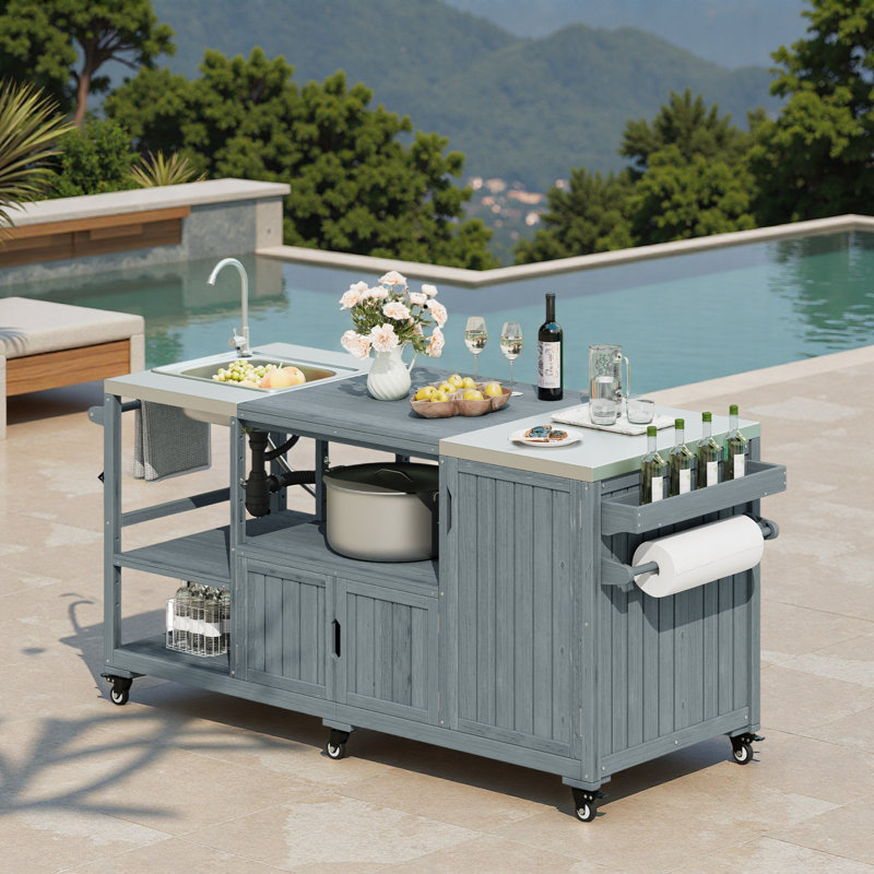 Îlot de cuisine extérieur avec évier, plateau en acier inoxydable, armoires de rangement et supports de rangement internes