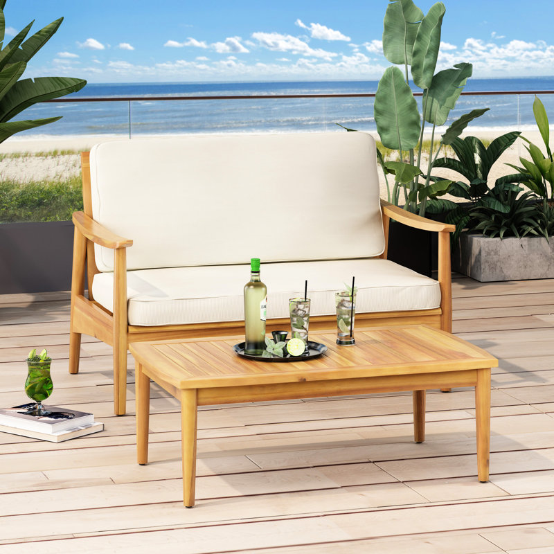 Table basse moderne en bois et au design élégant