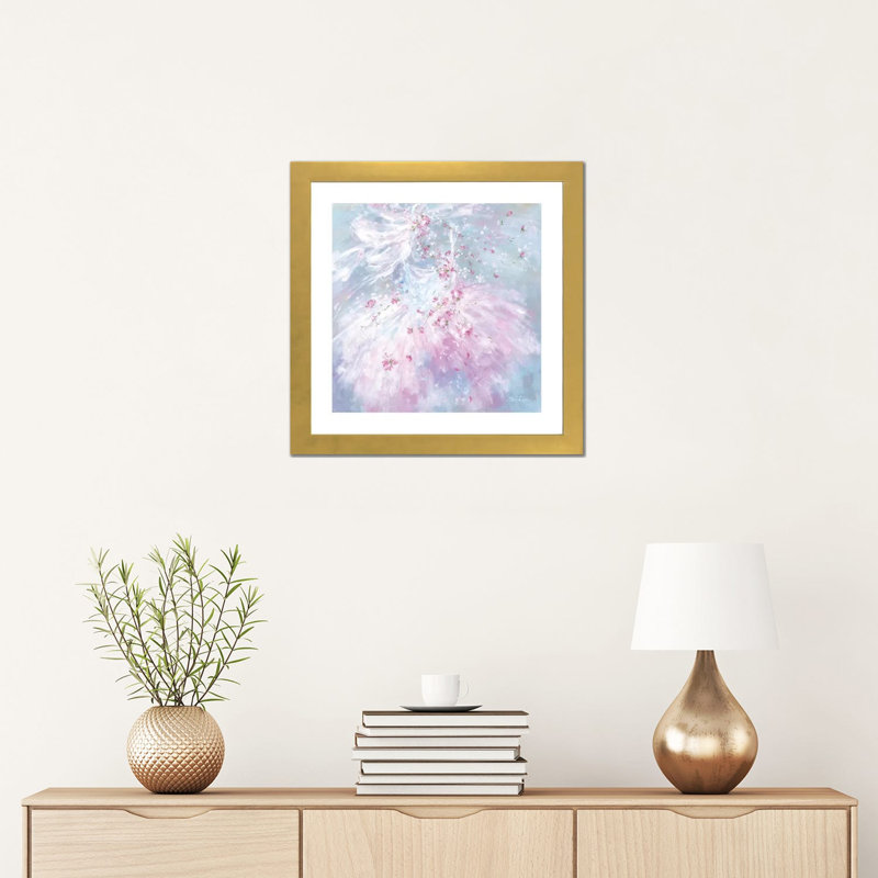 « Rosebuds tutu I » par Debi coules-reproduction d’art, H 16 po x l 16 po x P 1 po, Papier encadré doré, Blanc