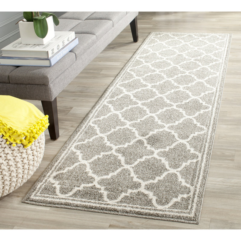 Tapis géométrique Ammundsen, Tapis de couloir 2 pi 3 po x 13 pi, Gris foncé / beige