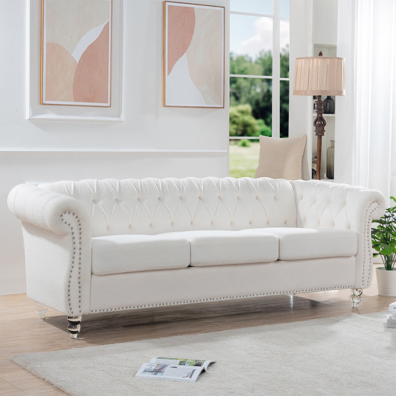 Canapé Chesterfield à accoudoirs roulés 3 places 84,65 po