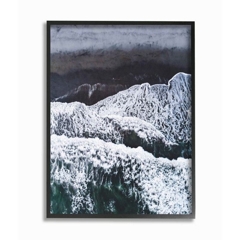 «Beach Ocean Waves Landscape» par Design Fabrikken, reproduction de photo, H 20 po x l 16 po, Giclée encadrée noir minuit