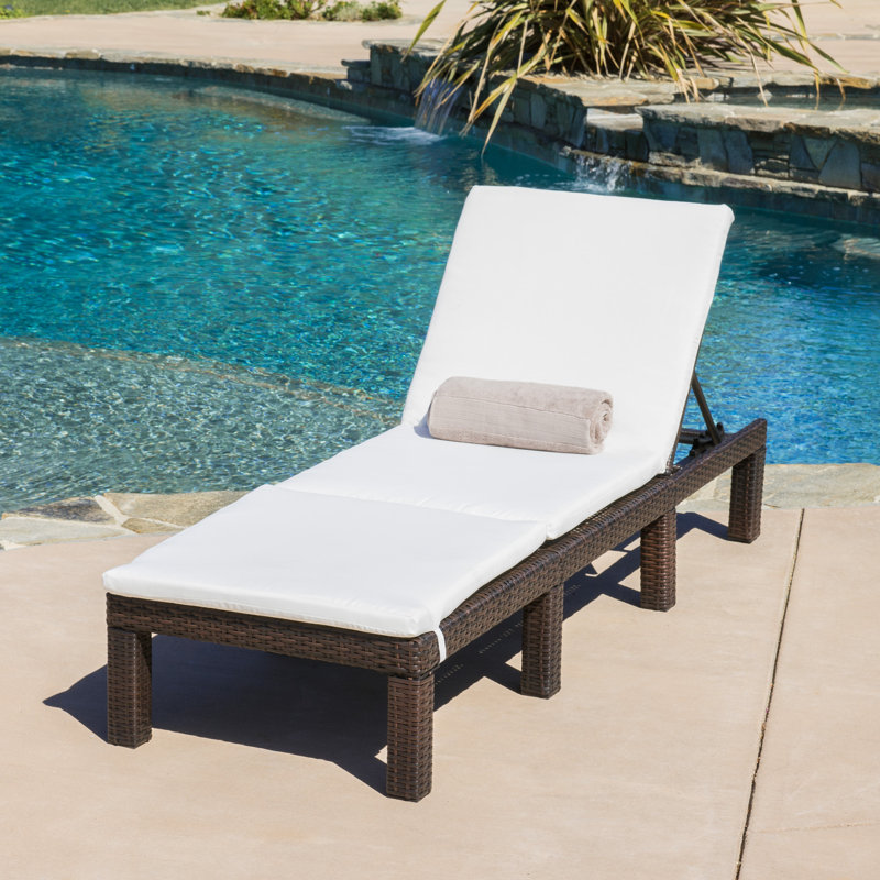  Chaise longue avec coussin