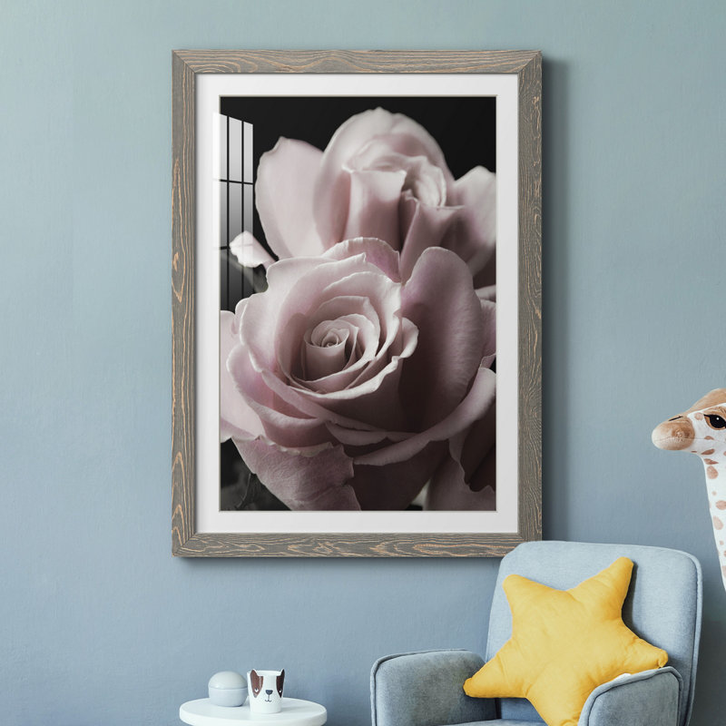Rose noire II - photographie, H 24 po x l 18 po x P 1,5 po, Cadre en papier gris