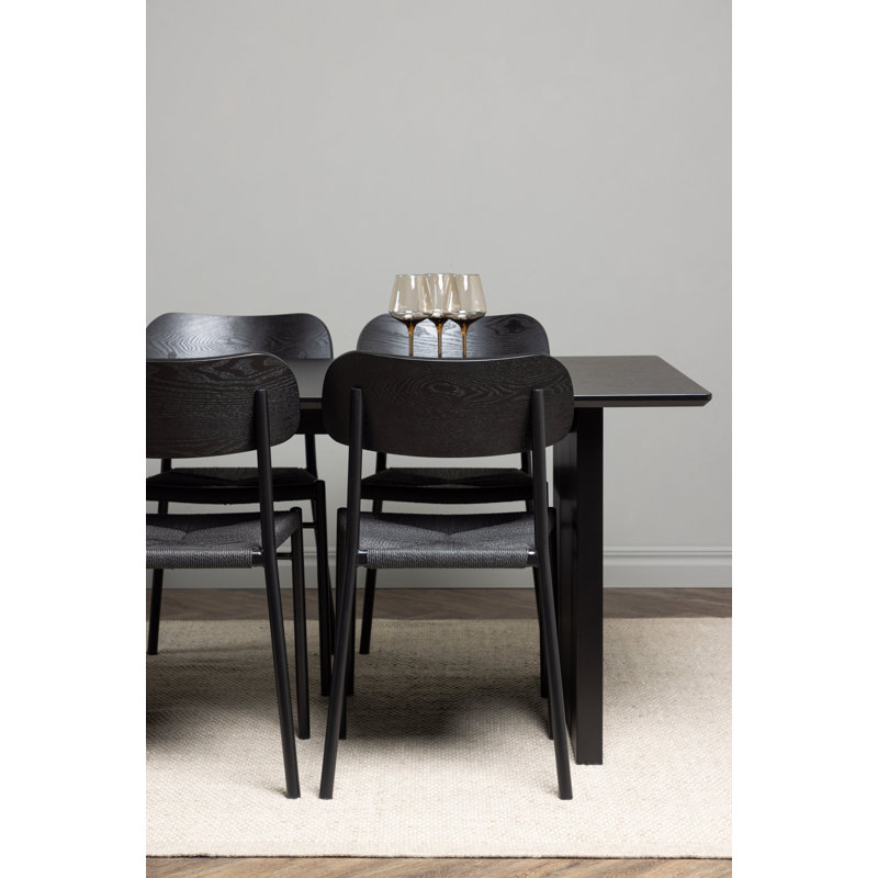 Hillandale 6 - Person Dining Set