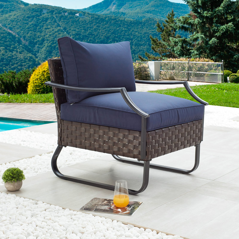 Heiman Outdoor Lounge Chair