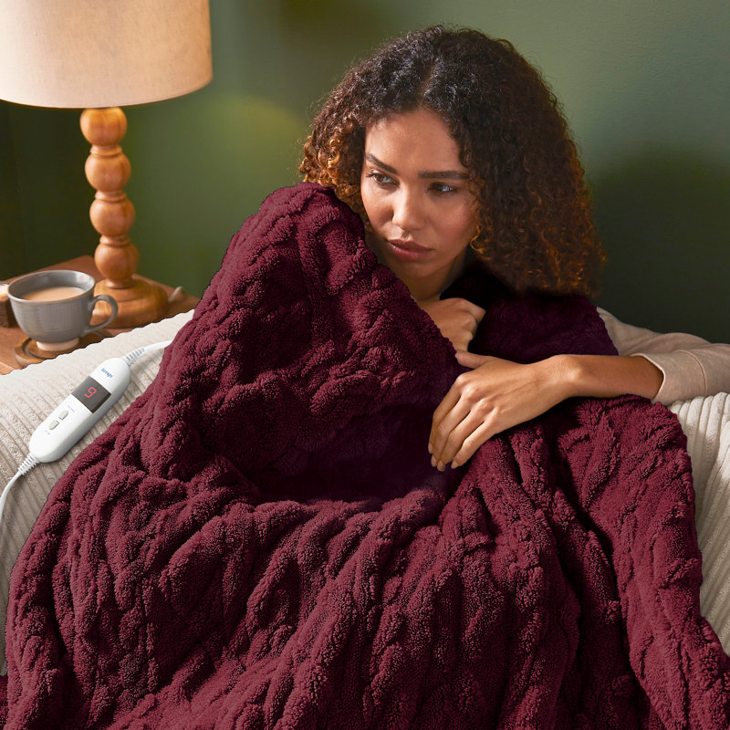 Silentnight Luxury Super Cosy Heated Throw 9 Heat Settings, Berry
