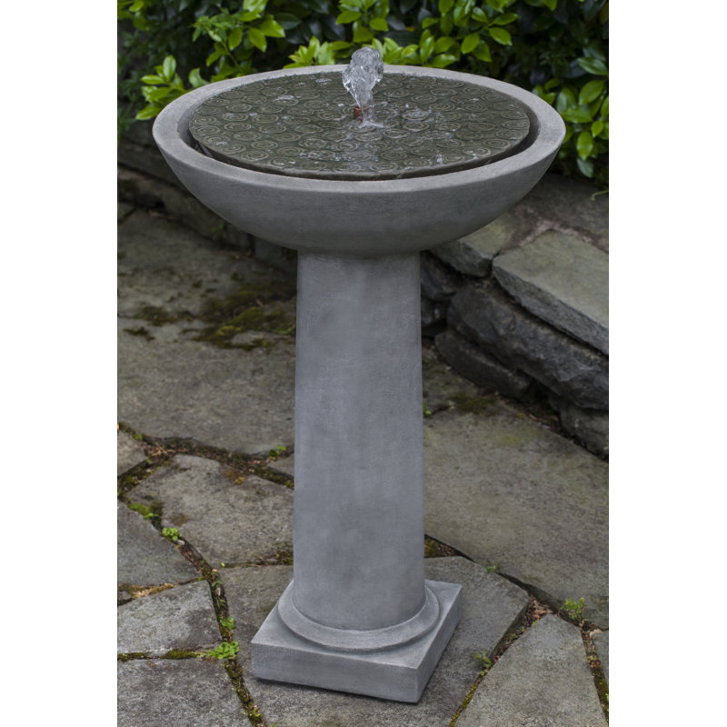 Fontaine de bain d'oiseaux en béton Cirrus, Pierre alpine