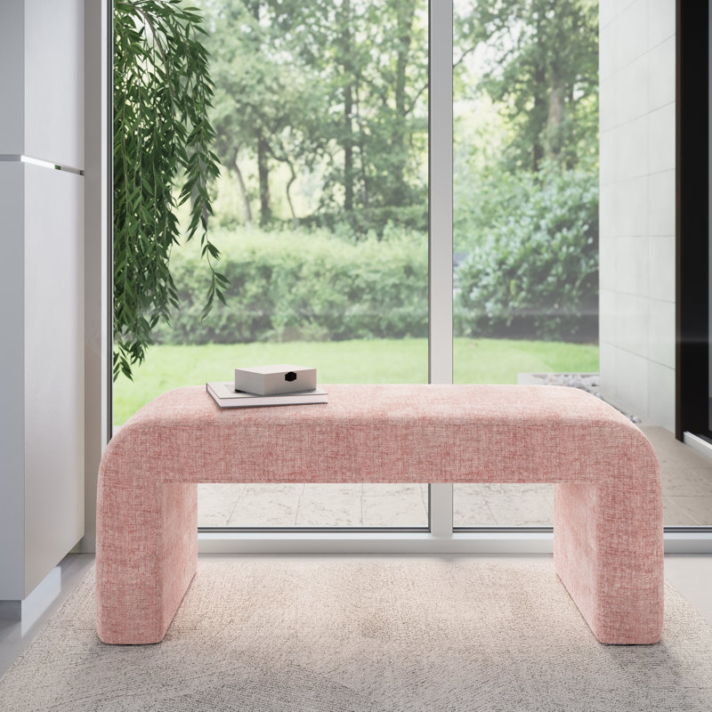 Banc rembourré mortrick, Microsuède rose Gwen, H 19 po x l 48 po x P 19 po