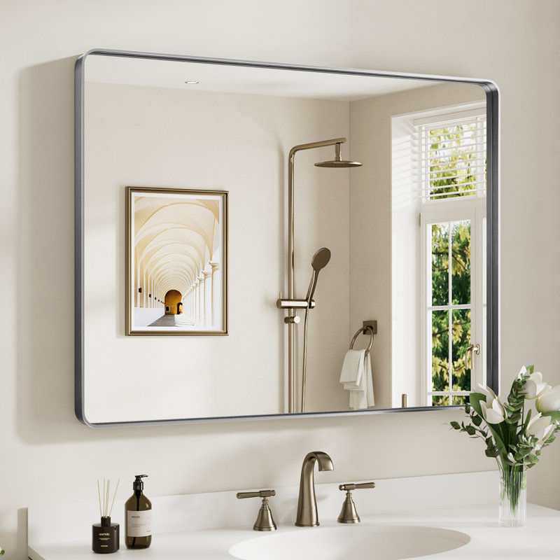 Miroir de salle de bain mural Llesenia, 40 po x 30 po, Argent argent, Rectangulaire