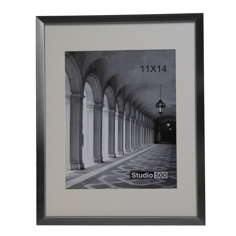 Beveled Picture Frame with Mat, Light Gun
