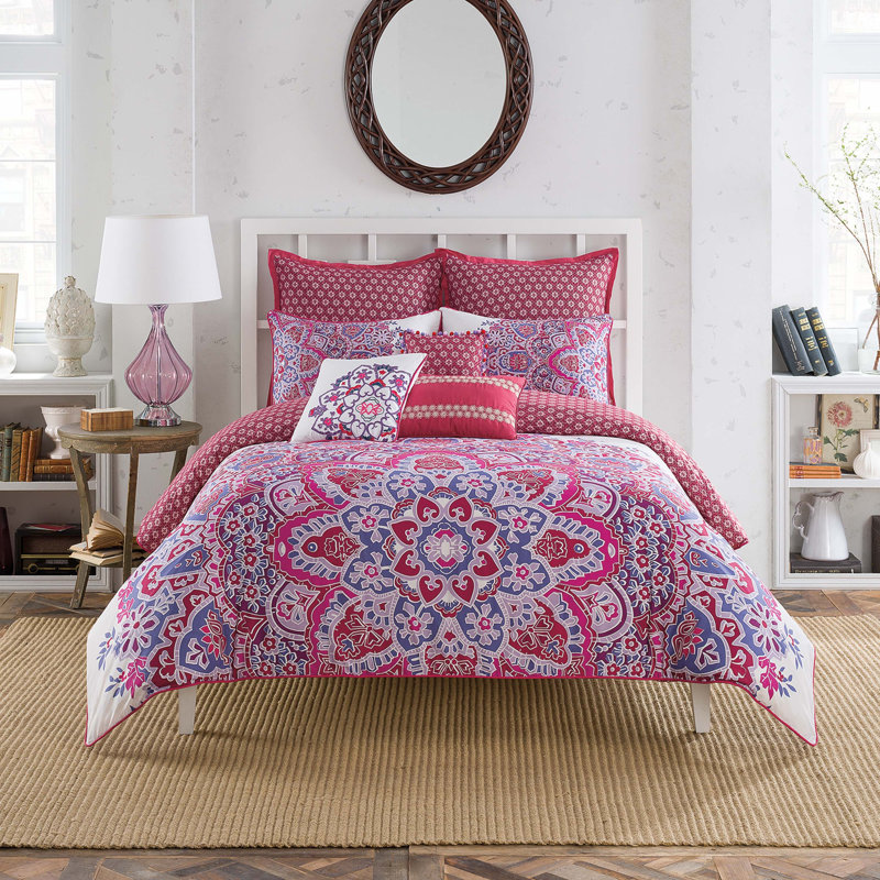 Traditional Cotton Floral Comforter