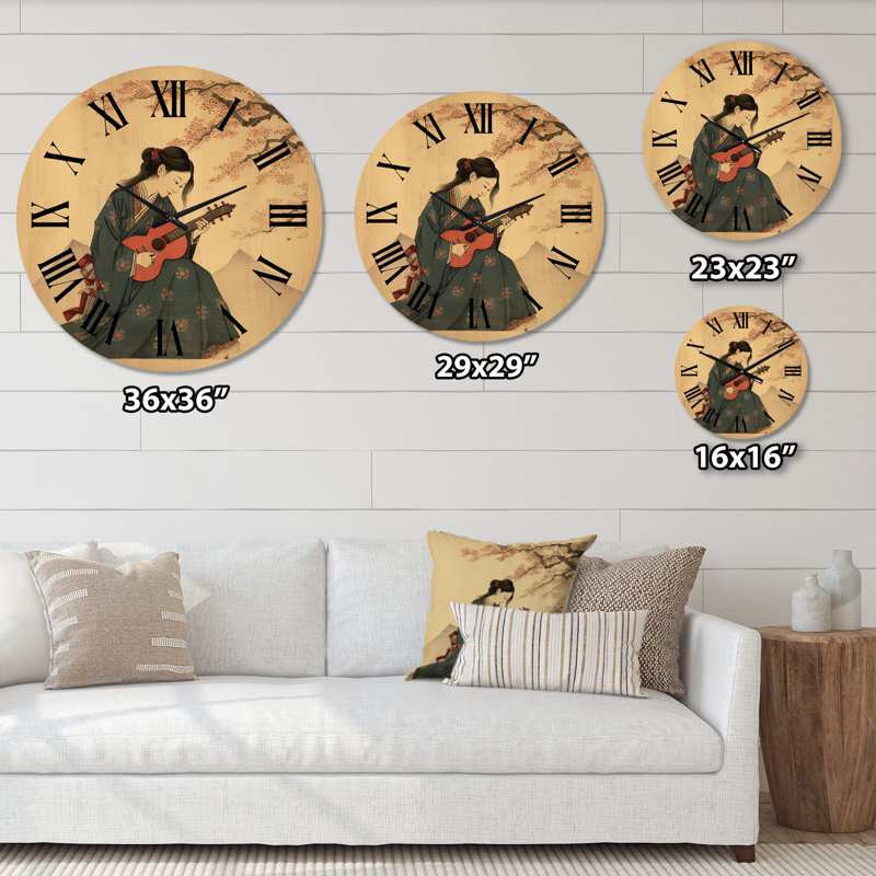 Horloge murale Khristiane, Moyenne