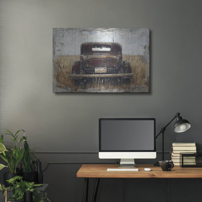 «Car In Vintage Wheat» par Momart, art mural en métal