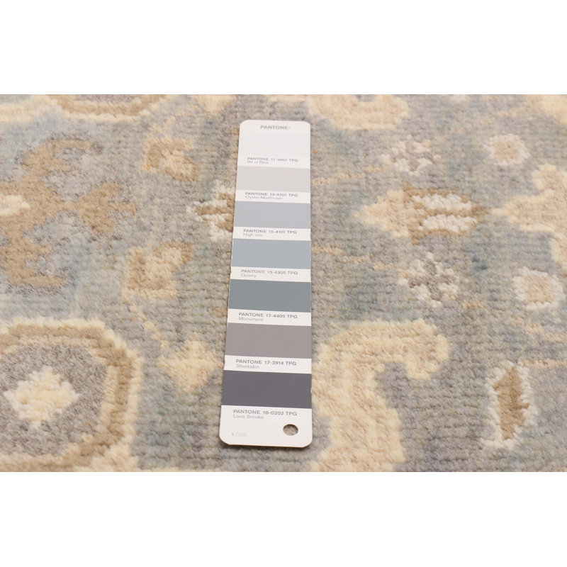 Tapis gris Royal Oushak 2 pi 7 po x 19 pi 4 po