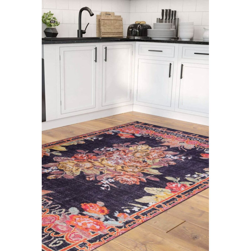 Tapis noir Ottilie, Tapis de couloir 2 pi 6 po x 7 pi 7 po