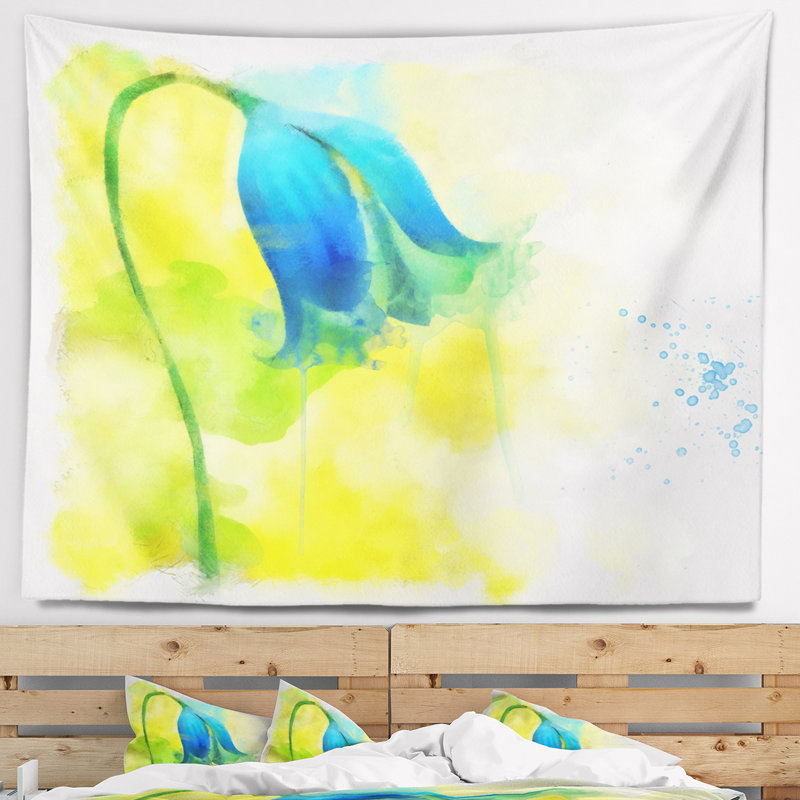 Tapisserie fleur bleue avec éclaboussures jaunes, H 32 po x l 39 po