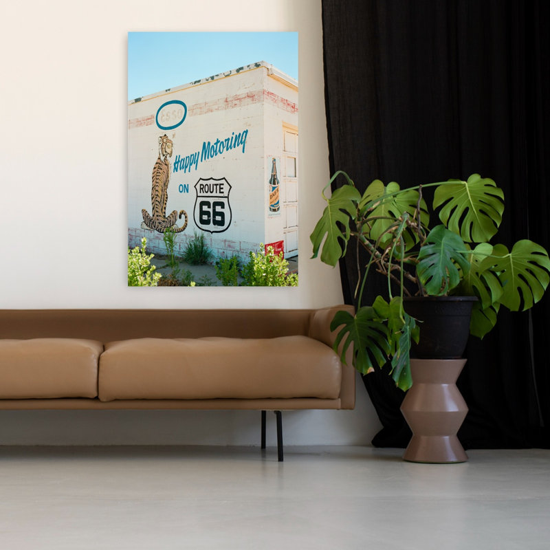 Art contemporain, architecture contemporaine, art urbain, H 48 po x l 32 po