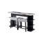 Console polyvalente avec plusieurs tablettes latérales pour un rangement et une présentation améliorés dans les salons, les couloirs et plus encore.