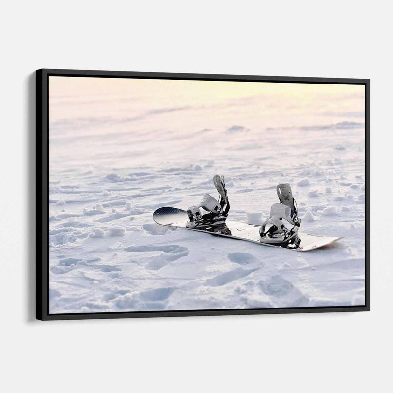 Evangelia - planche à neige blanche - photographie sur toile, H 12 po x l 16 po, Cadre noir
