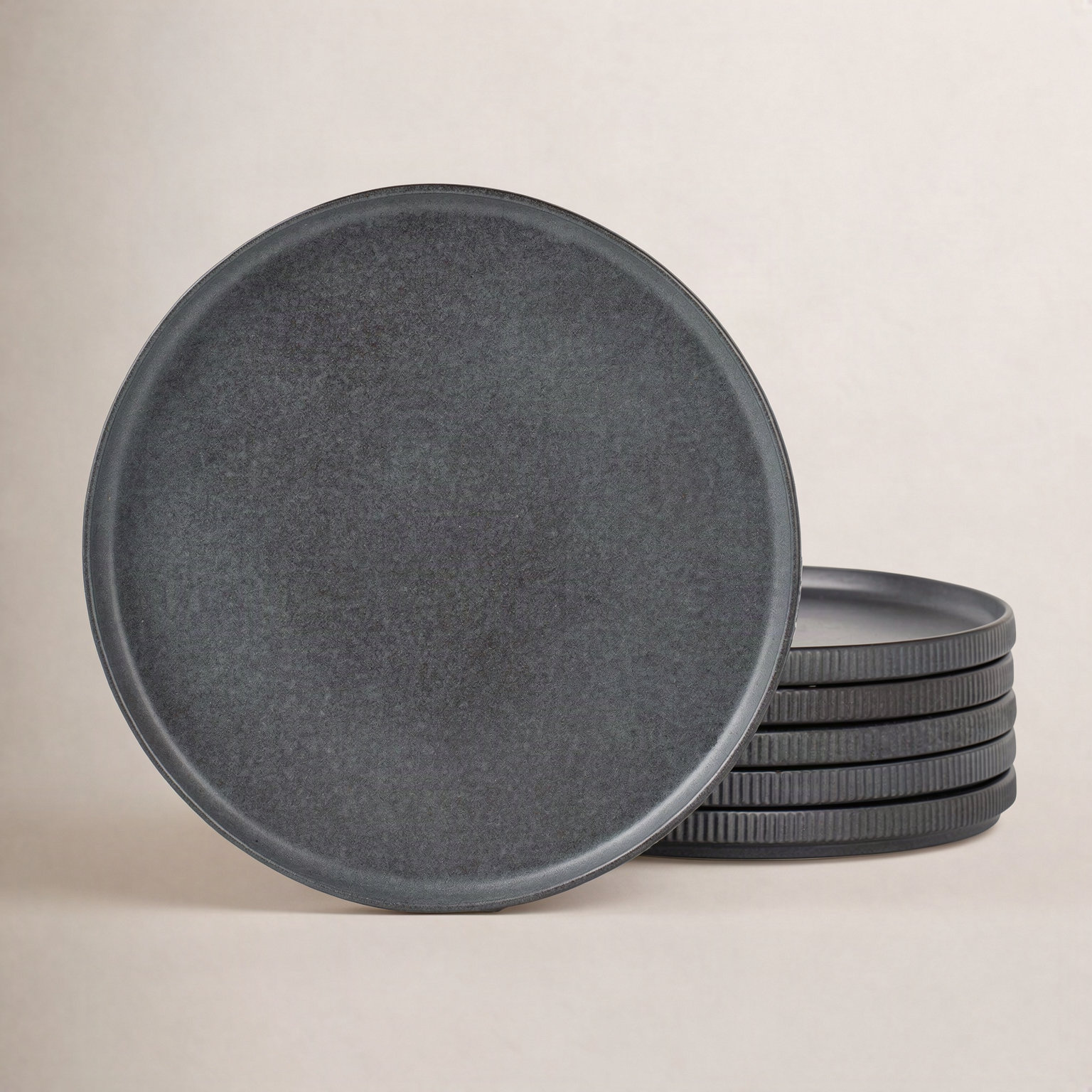 Azal 10" Dinner Plate, Matte Dark Charcoal