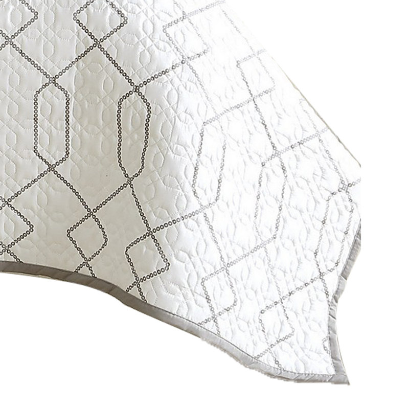 Jim Twin Size Reversible Geometric White and Gray Coverlet Set
