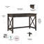 Bureau Ovia-165647629