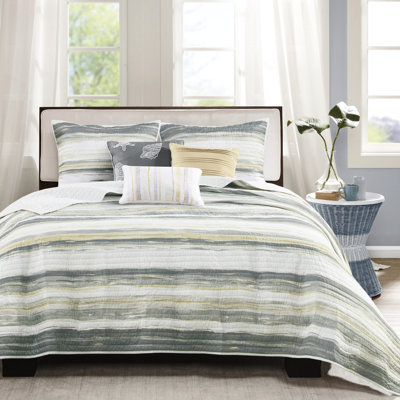 Courtepointe jaune très grand / très grand avec 6 pièces. Bande d'aquarelle sereine pour une chambre à coucher luxueuse. Microfibre confortable et pièce de coussin imprimée très grand. Thème et décoration élégante