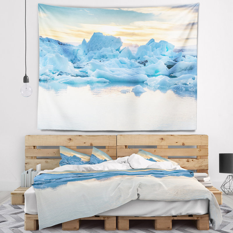 Tapisserie «Icebergs» dans un lagon glaciaire, H 32 po x l 39 po
