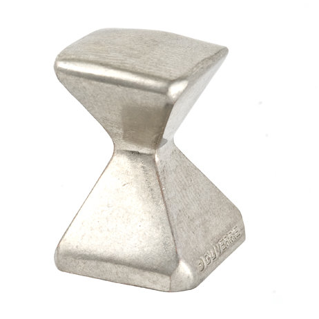 Forged 2 Square Knob, 0.625" H x 0.625" W x 1" D, Oil Rubbed Bronze