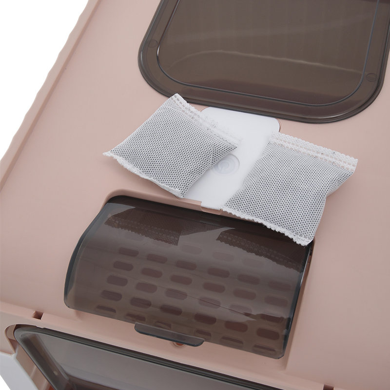 Gustavo Plastic Enclosed Litter Box with Scoop