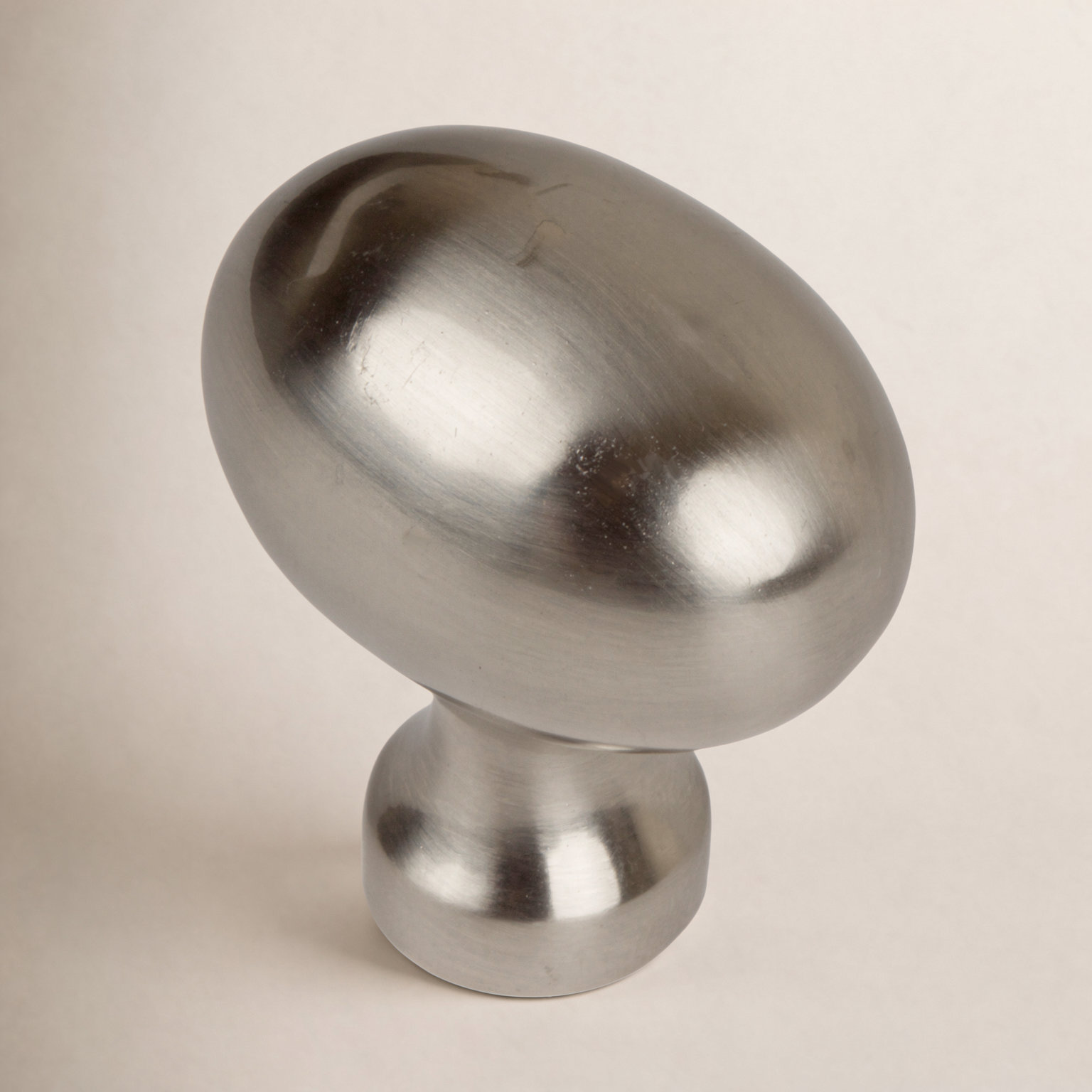 Classic Oval Cabinet Knob, Satin Nickel