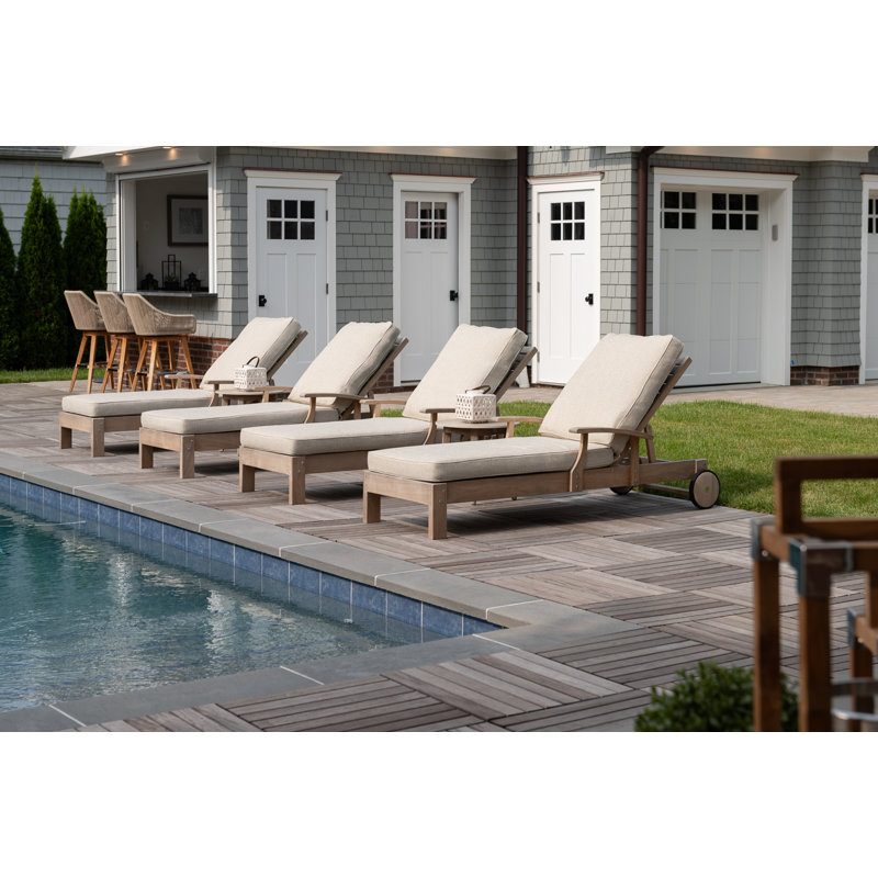 Chaise longue simple inclinable en teck avec coussins 81 po Donita