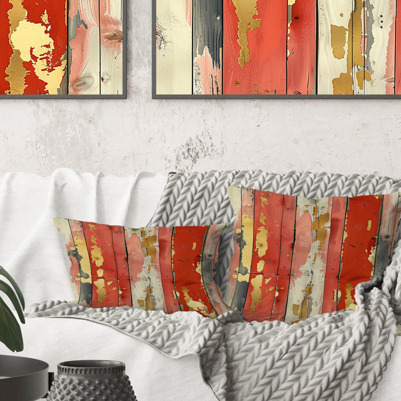 Motif de grange en bois rouge et or I - oreiller champêtre, Carrée, H 18 po x l 18 po