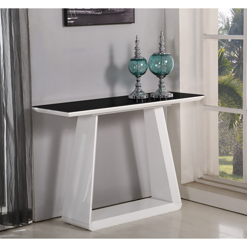 Console Hudgens