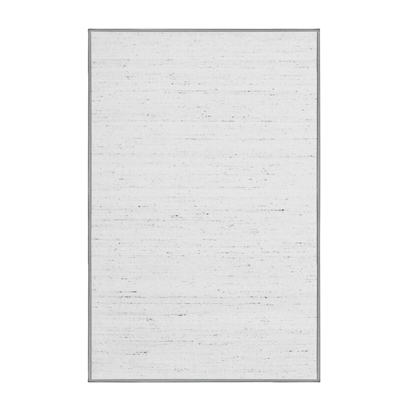Tapis de couleur unie en chenille tissé à la machine en blanc Marnie, Tapis de couloir 2 pi x 5 pi