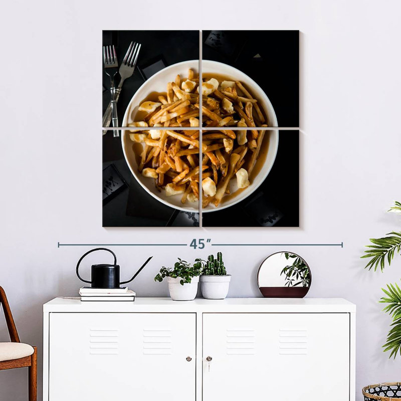 Yarlin Poutine Plate, 32" H x 32" W