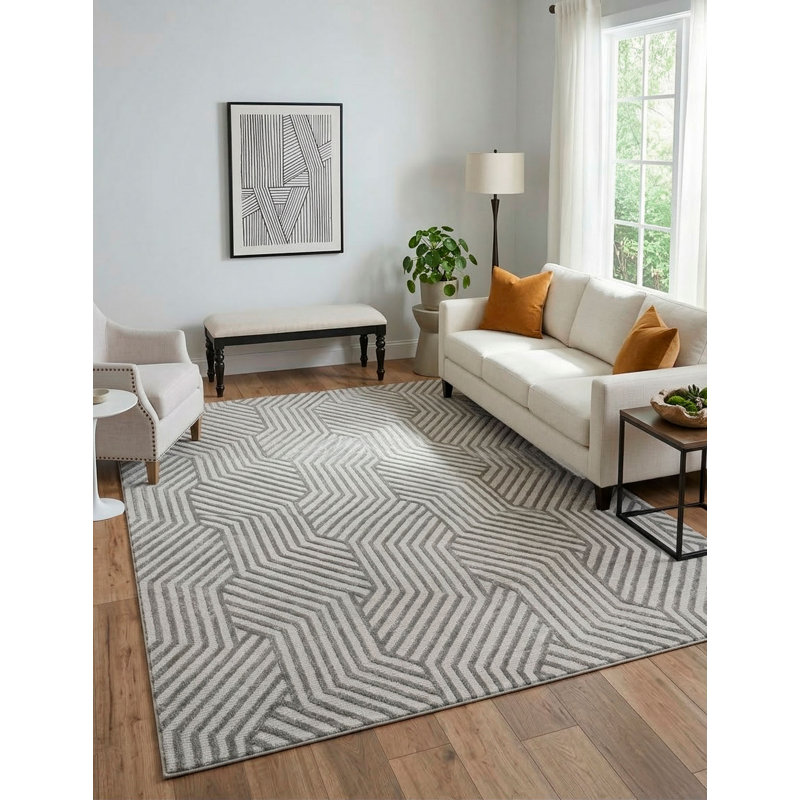 Utopia Geometric Area Rug in Gray, Rectangle 6'8" x 9'7"