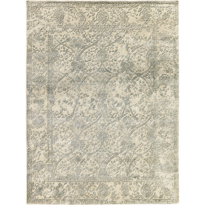 Shafay Floral Indoor Rug