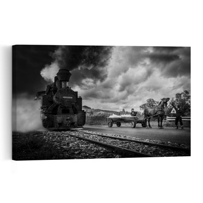 Rencontre entre un train à vapeur et un cheval - Paysage rustique classique et spectaculaire avec des chevaux - Affiche murale nature